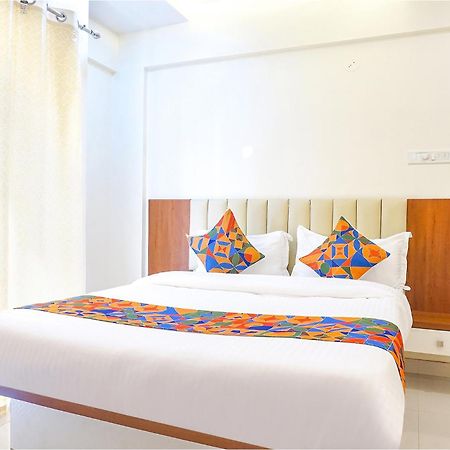 Fabhotel Majestic Luxurious - Nr Rajaram Bhiku Pathare Stadium Poona Buitenkant foto