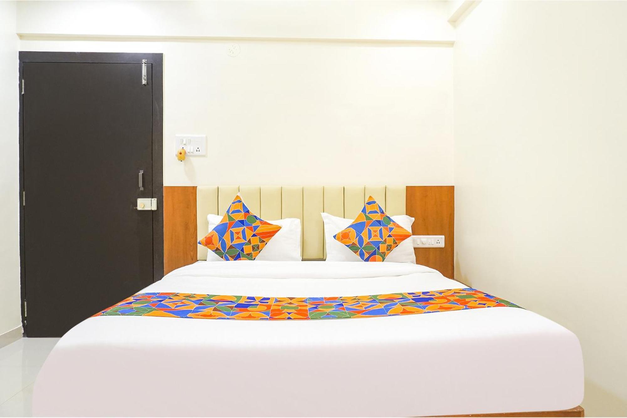 Fabhotel Majestic Luxurious - Nr Rajaram Bhiku Pathare Stadium Poona Buitenkant foto
