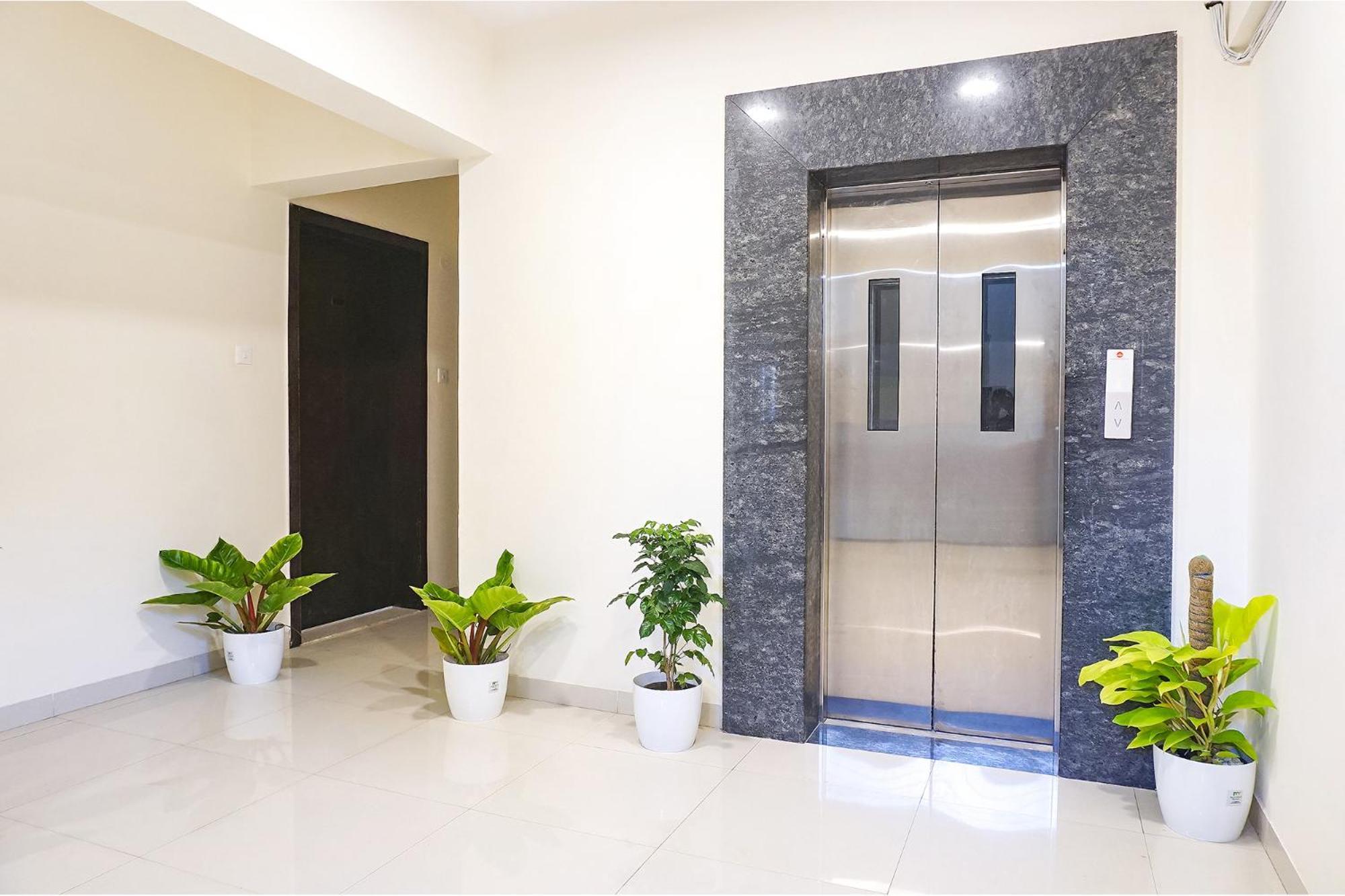 Fabhotel Majestic Luxurious - Nr Rajaram Bhiku Pathare Stadium Poona Buitenkant foto