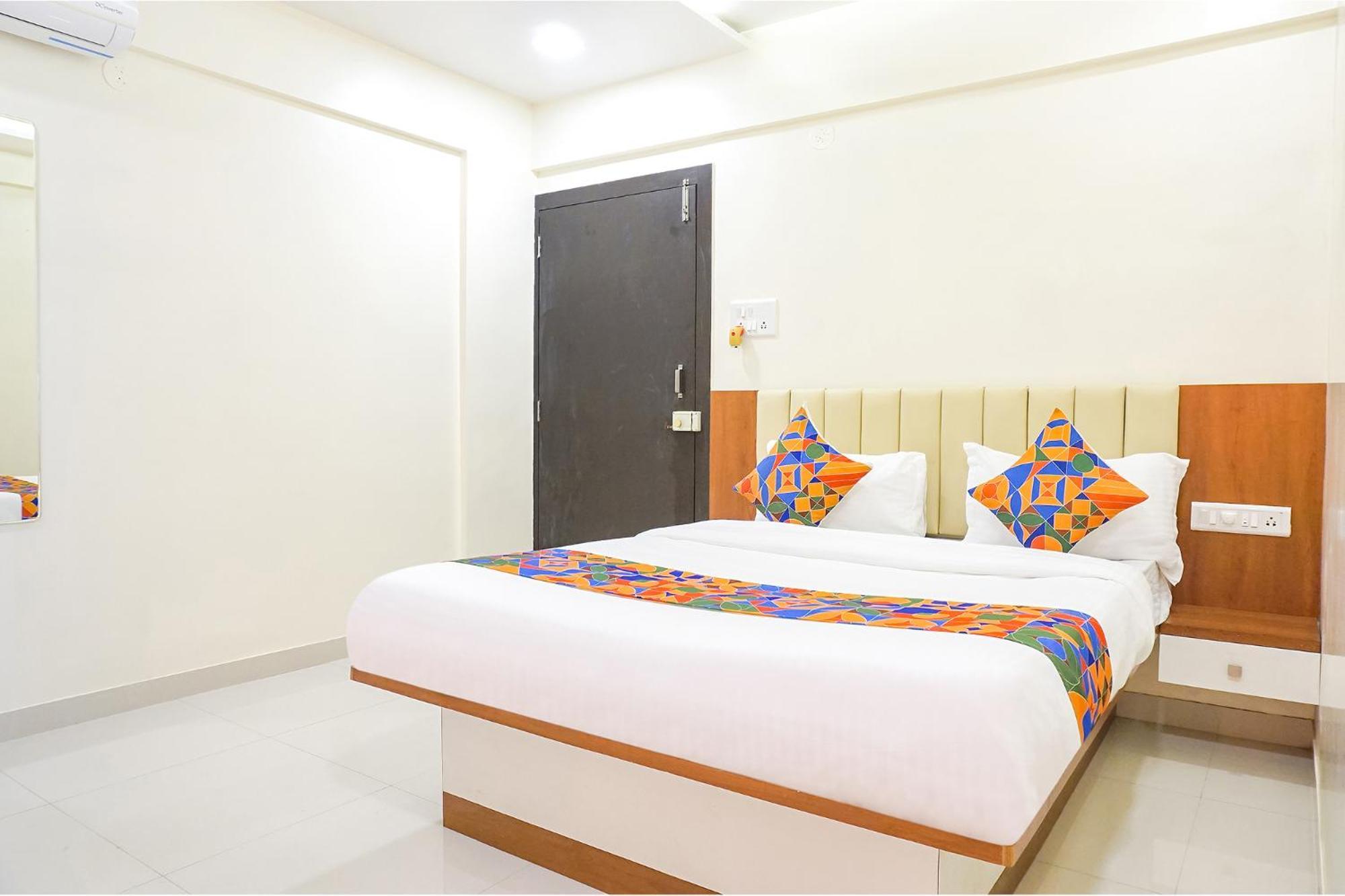 Fabhotel Majestic Luxurious - Nr Rajaram Bhiku Pathare Stadium Poona Buitenkant foto