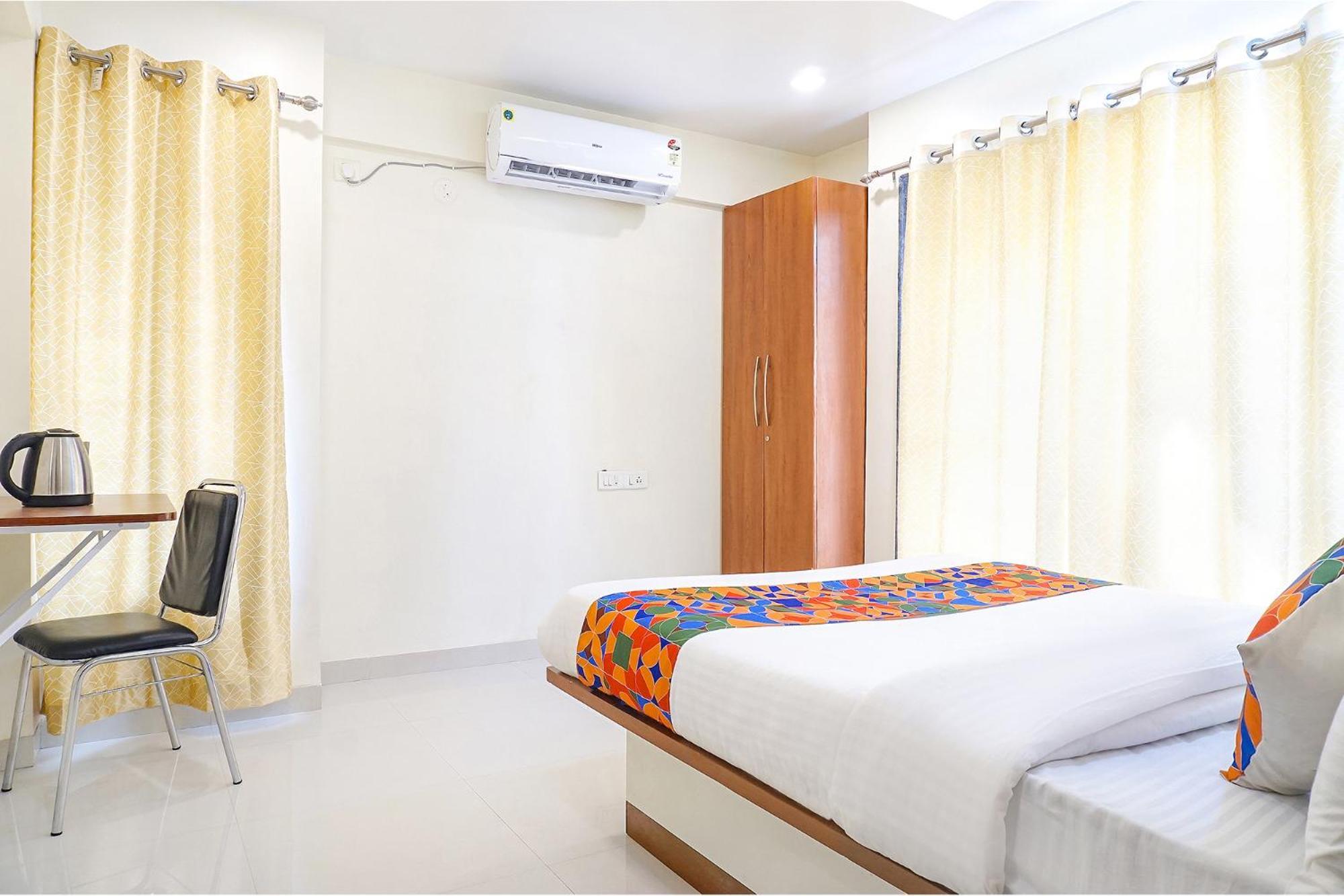 Fabhotel Majestic Luxurious - Nr Rajaram Bhiku Pathare Stadium Poona Buitenkant foto